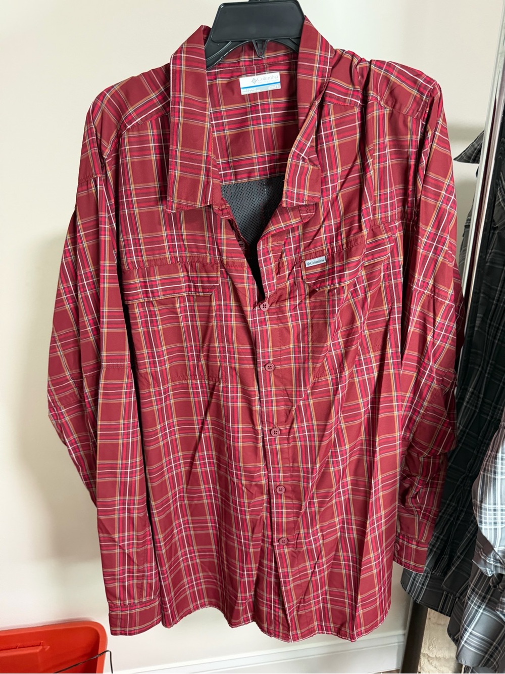 Men’s Red Plaid Lightweight Button-Down Shirt